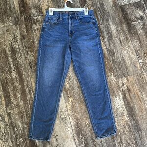 American Eagle mom jeans 6